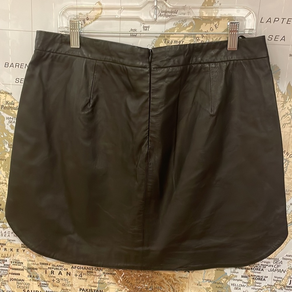 BB DAKOTA Conrad Black Leather Skirt Size 8/10 - Picture 5 of 5